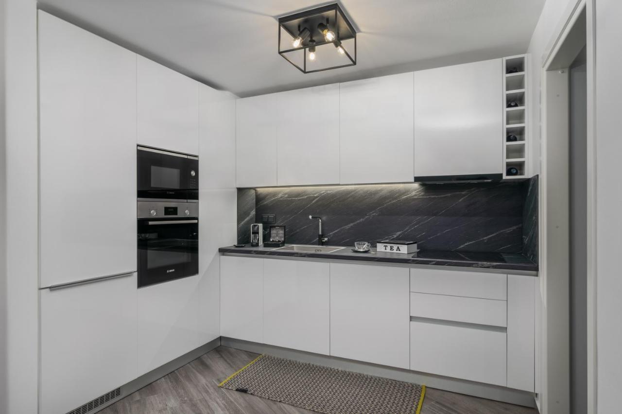 Margaret'S Unique Apartment Peran Triovasalos Екстериор снимка